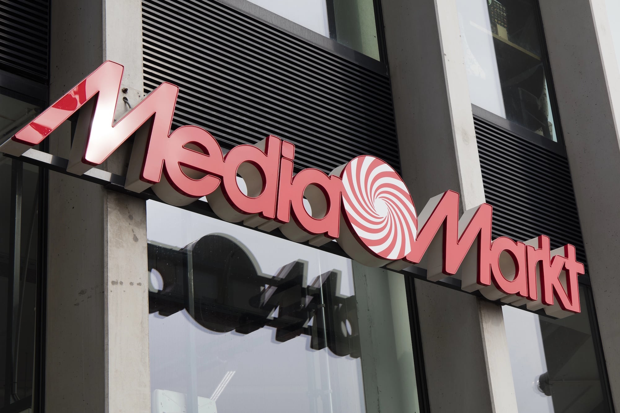 mediamarkt duitsland, is het goedkoper?